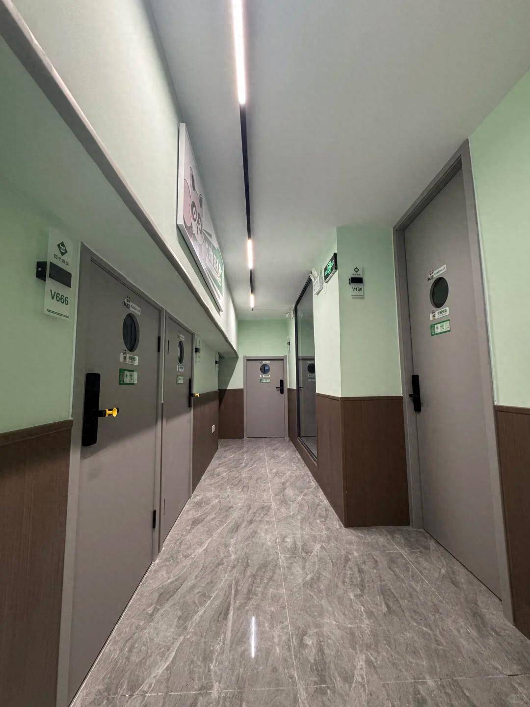 :无人服务经济崛起下的头部品牌价值洞察PG电子麻将胡了2从自助咖啡到自助棋牌(图3) :无人服务经济崛起下的头部品牌价值洞察PG电子麻将胡了2从自助咖啡到自助棋牌(图3)